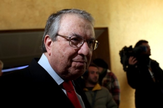 Διαξιφισμοί Μπαμπινιώτη - Κοτζιά για την αναγνώριση ή μη της «μακεδονικής γλώσσας» 41 χρόνια πριν