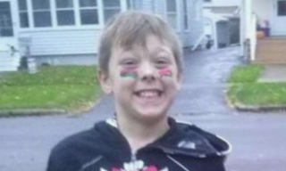 BINTEO: Παγκόσμια συγκίνηση: 8χρονος έσωσε 6 συγγενείς του και κάηκε προσπαθώντας να σώσει τον έβδομο