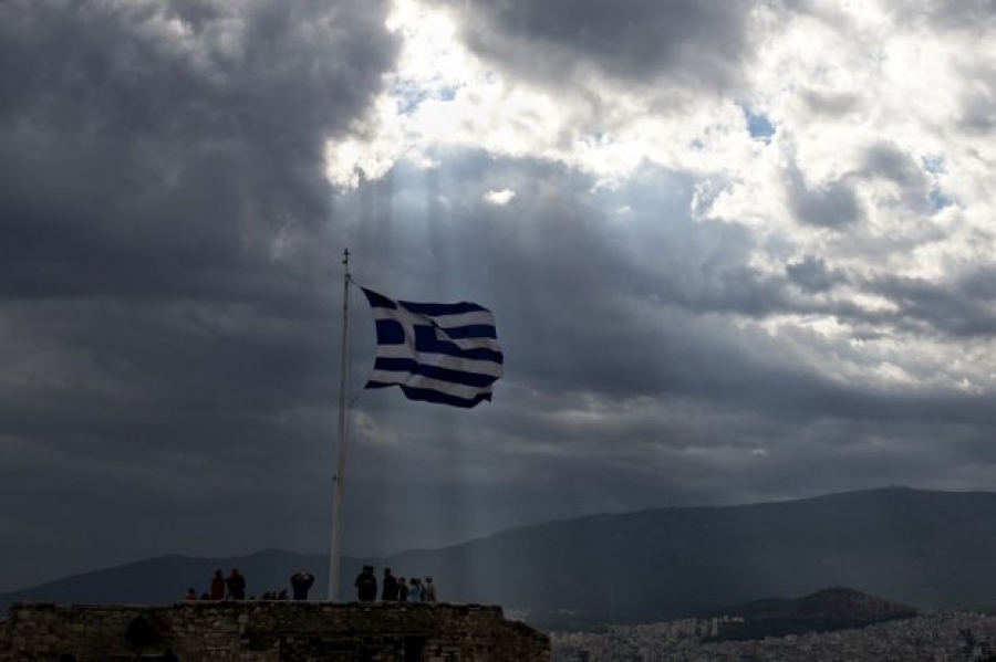 Νάνος Βαλαωρίτης: Ζούμε μια μεγάλη απάτη που δεν ζήσαμε ούτε στη Χούντα